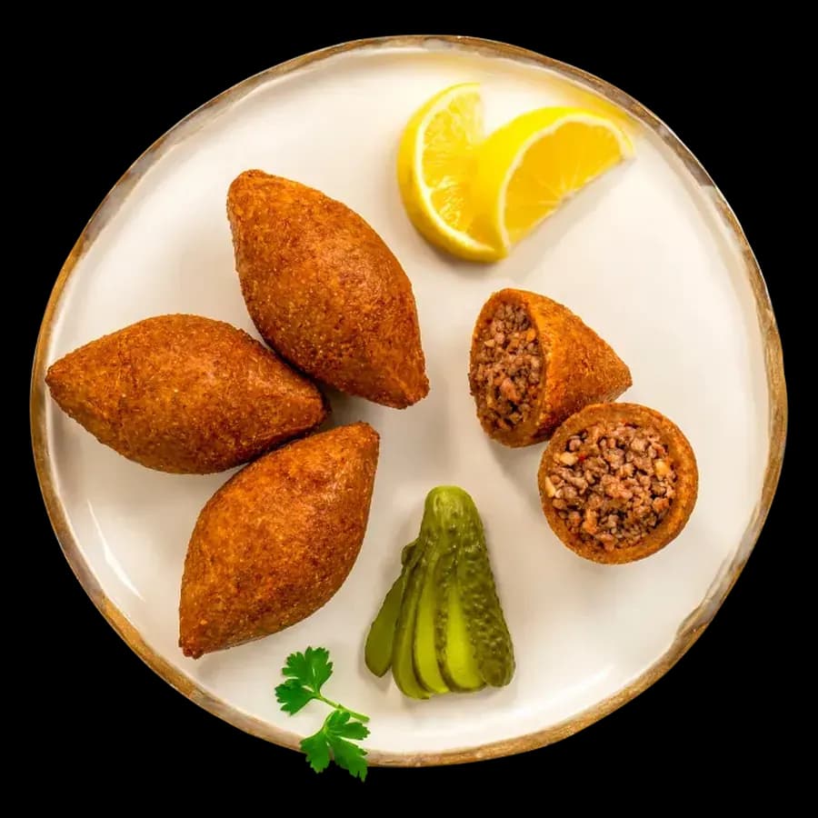İçli köfte tabağı